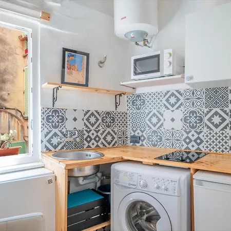 Apartman Studio Vieille De Menton, Basilique Saint-michel