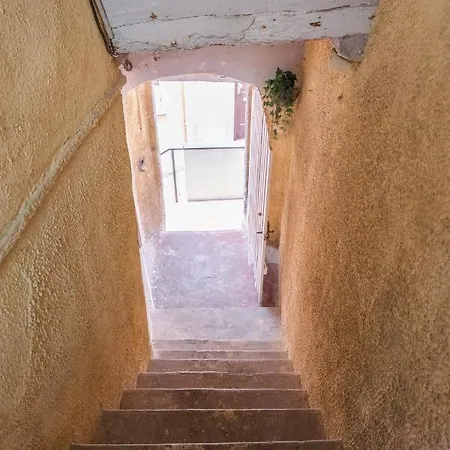 Apartman Studio Vieille De Menton, Basilique Saint-michel Menton